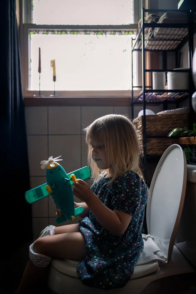 Eliza,Natalie,Dan_12.2025 (72 of 98).jpg