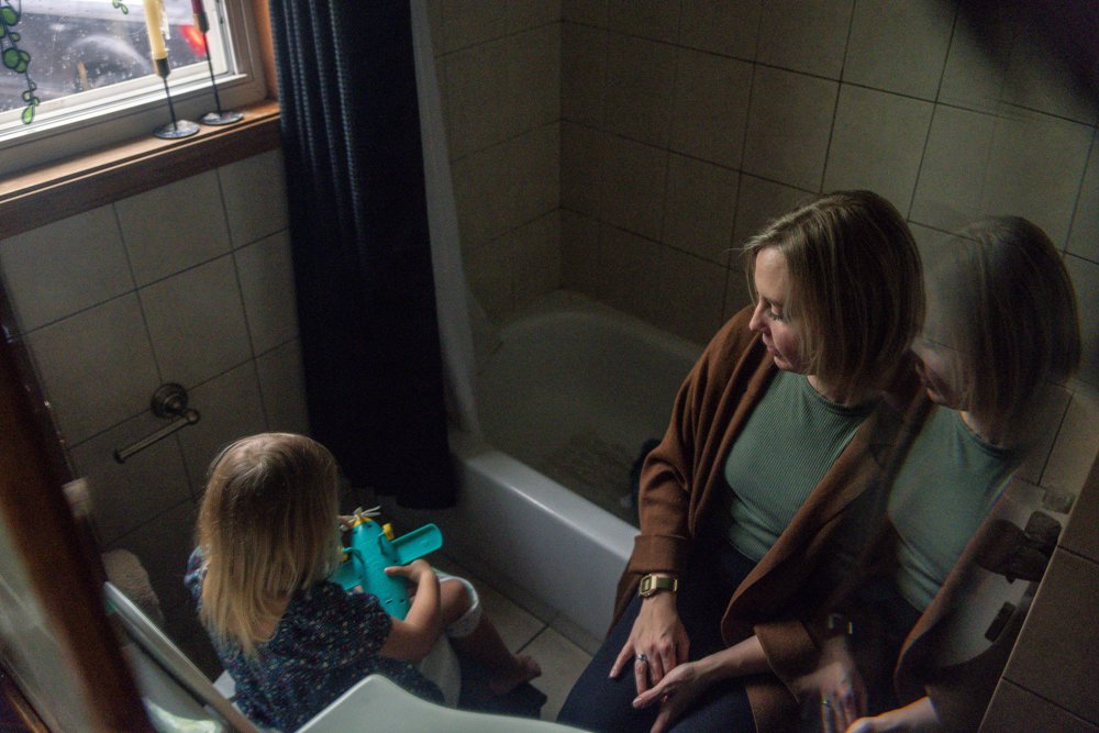 Eliza,Natalie,Dan_12.2025 (73 of 98).jpg