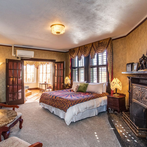 An example of one of the incredible rooms at SunMounain!