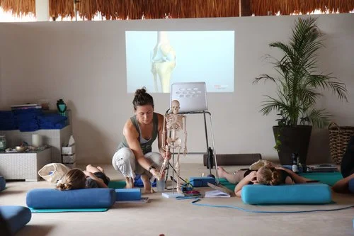200 hour yoga teacher training