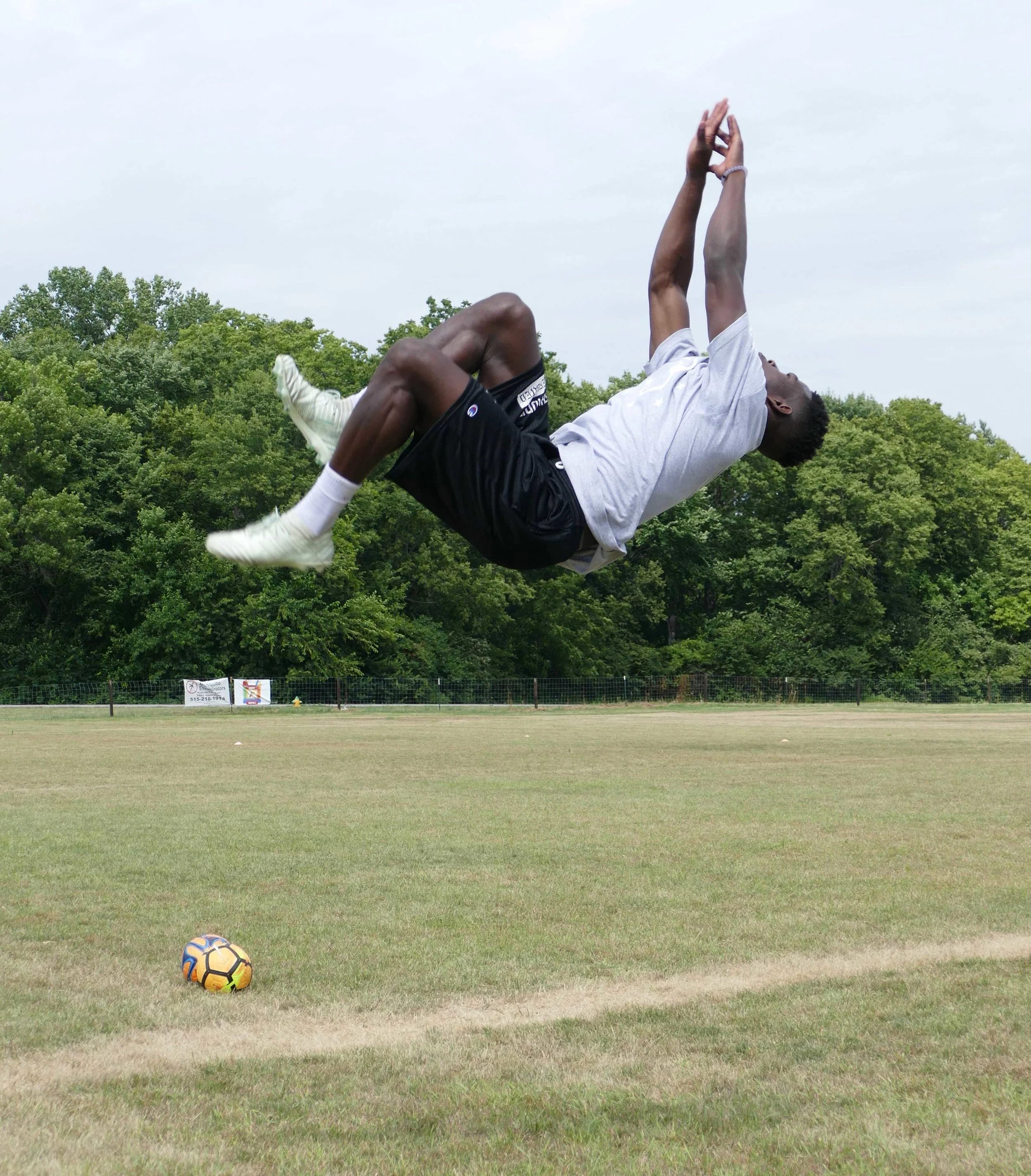 leroy-enzugusi-sethmode-soccer-select-iowa-4.jpg