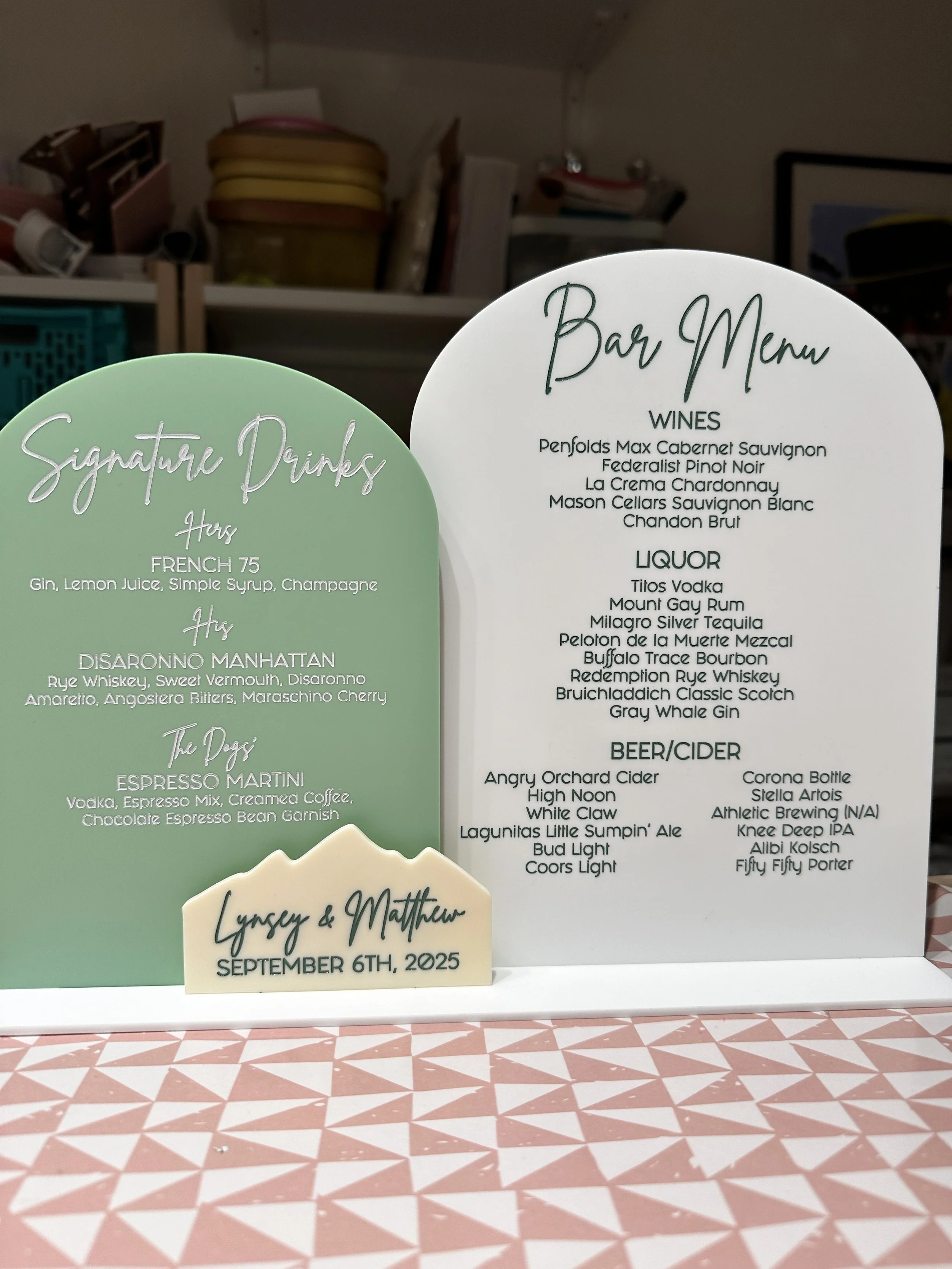 Duo Mountain Acrylic Bar Menu