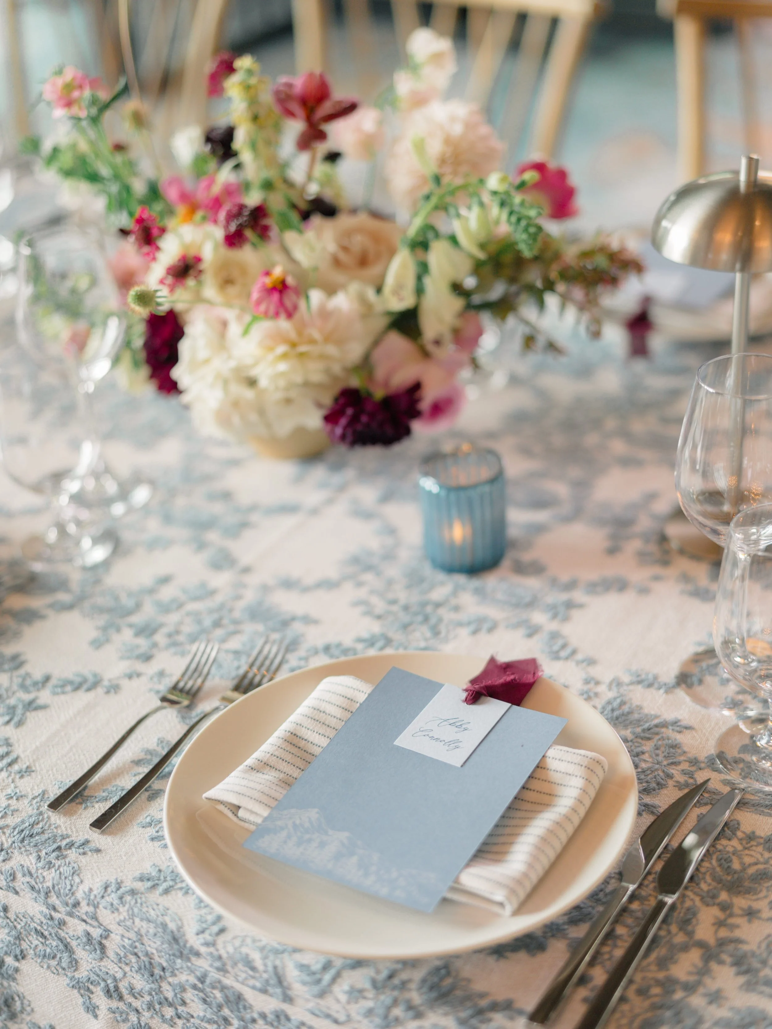 ScottSikoraPhotographyandSikoraEvents-Jess&PatrickNorthRoomEdgewoodTahoeWedding-217.jpg