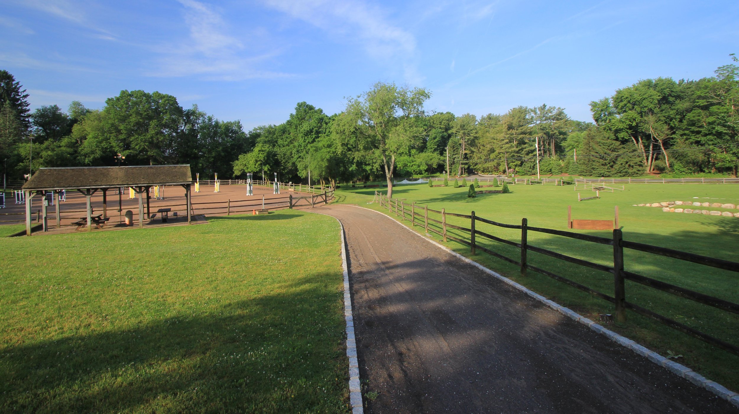 Rockleigh Equestrian Centre Ring and Field