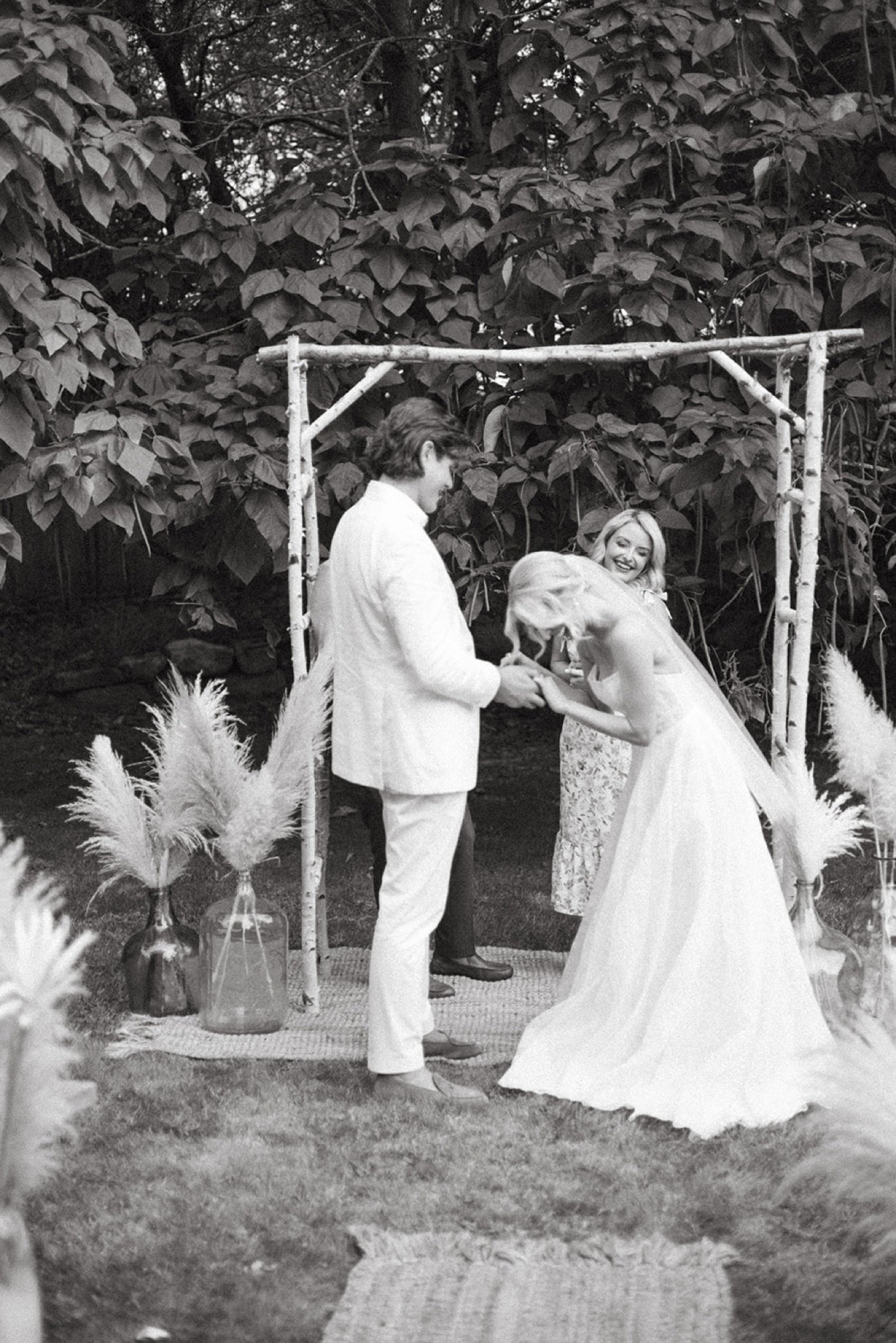 Backyard wedding ceremony in Montauk