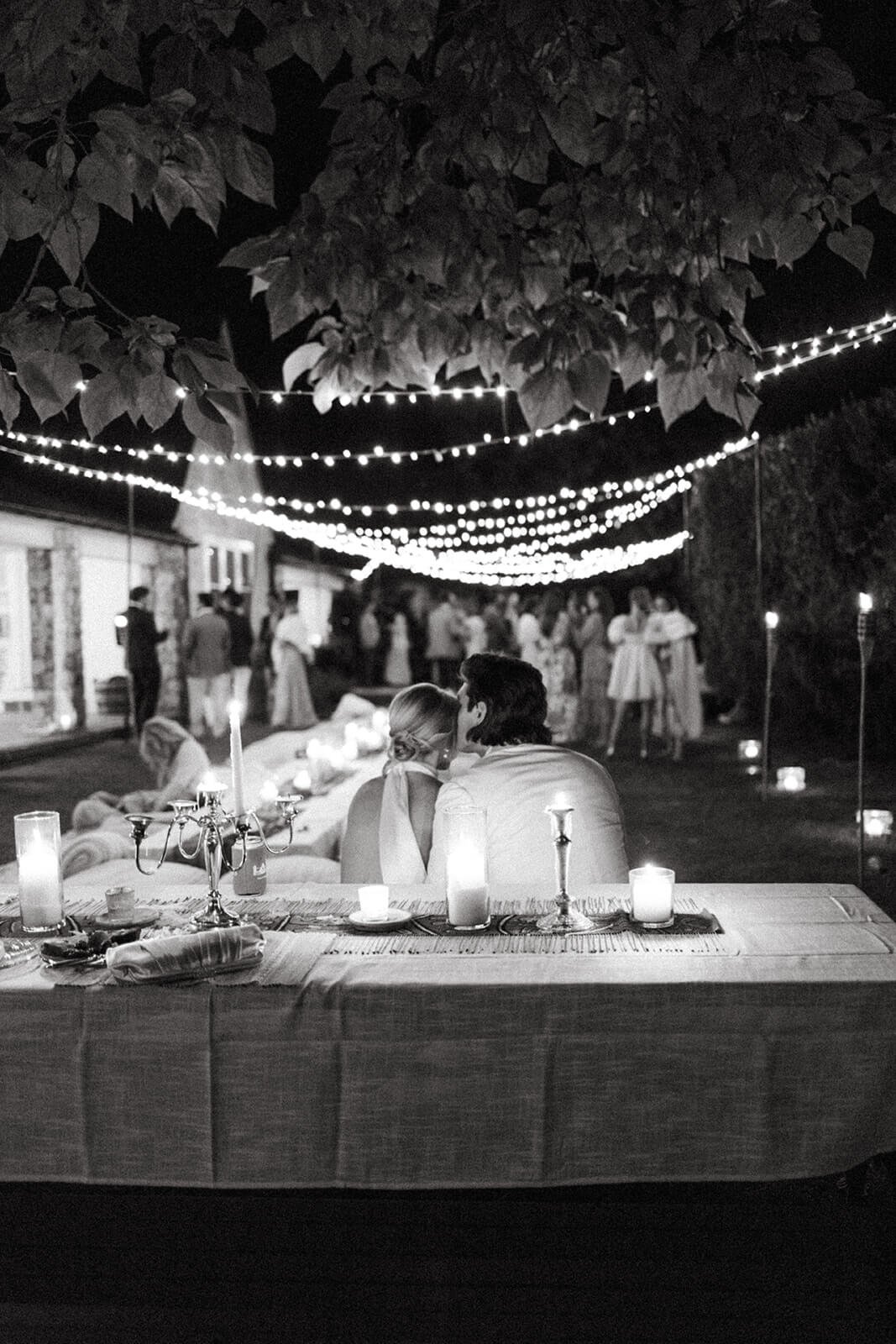 intimate-backyard-picnic-wedding-hamptons-montauk-new-york-danielle-caldwell-events-50.jpg