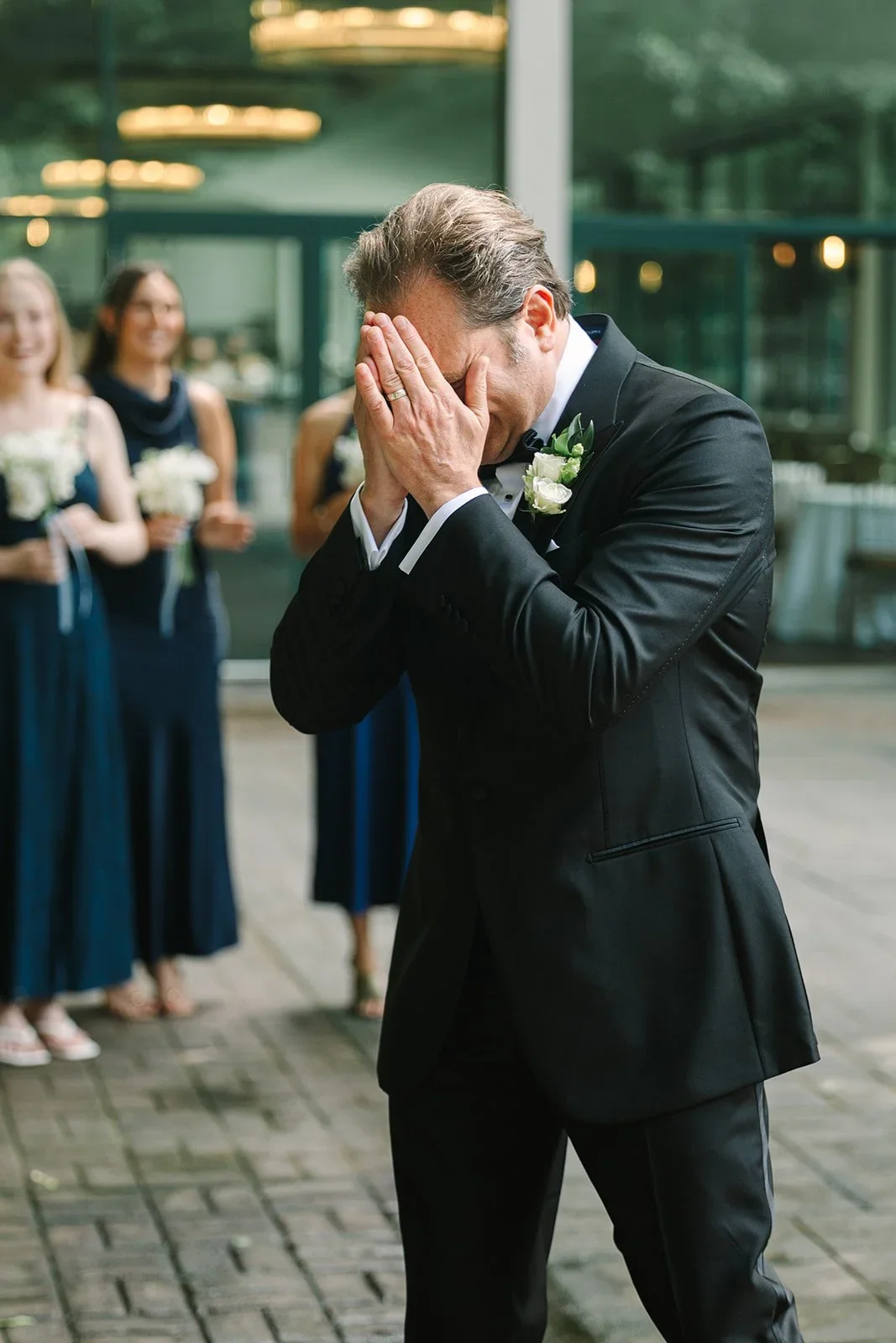 Emotional first look between the bride and her father during a jewish wedding in New York