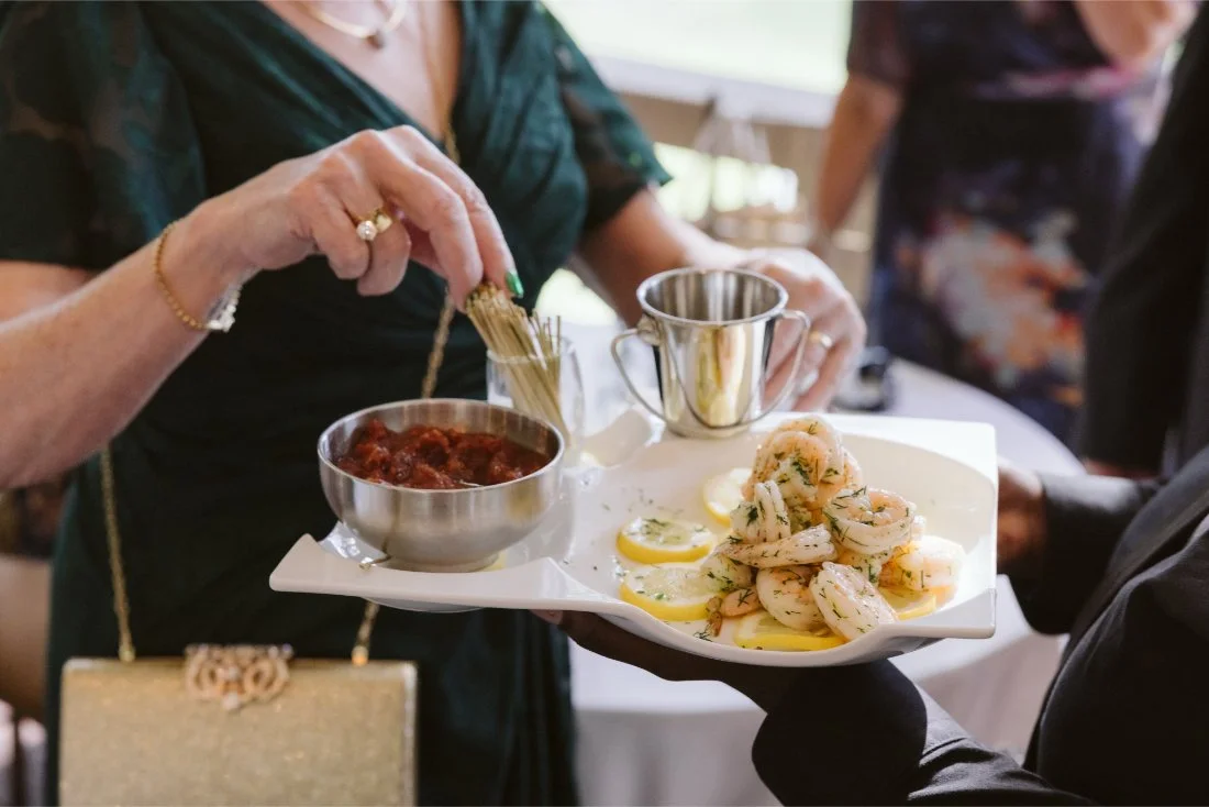 guests enjoying the cocktail hour food and drinks