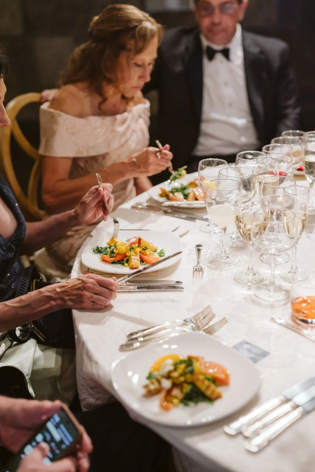 Wedding guests enjoying dinner at Tappan Hill Mansion wedding in New York.