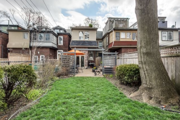 78 Browning Ave 57.png