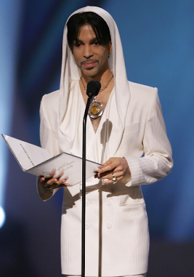 Prince in White 4.png