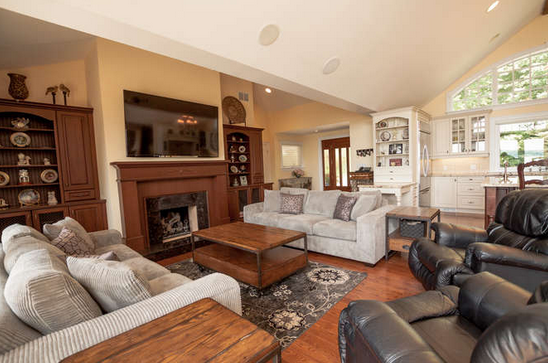 2533 Ridge Rd W 24.png