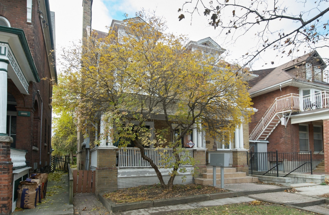 474 Dovercourt Rd 2.png