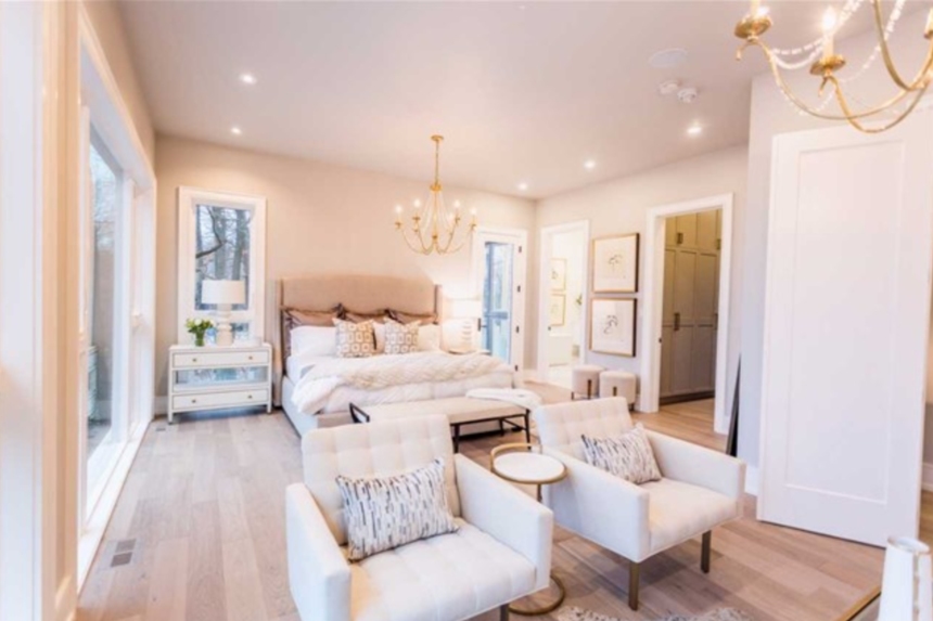 BRYAN AND SARAH BAEUMLER'S 'Bryan Inc' HIGHVIEW HOUSE SELLS! — the MASH