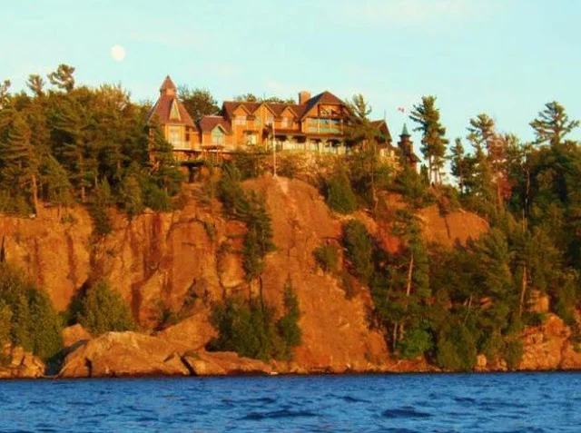 mishMASH PRICE DROP - 31 High Point Road - MUSKOKA