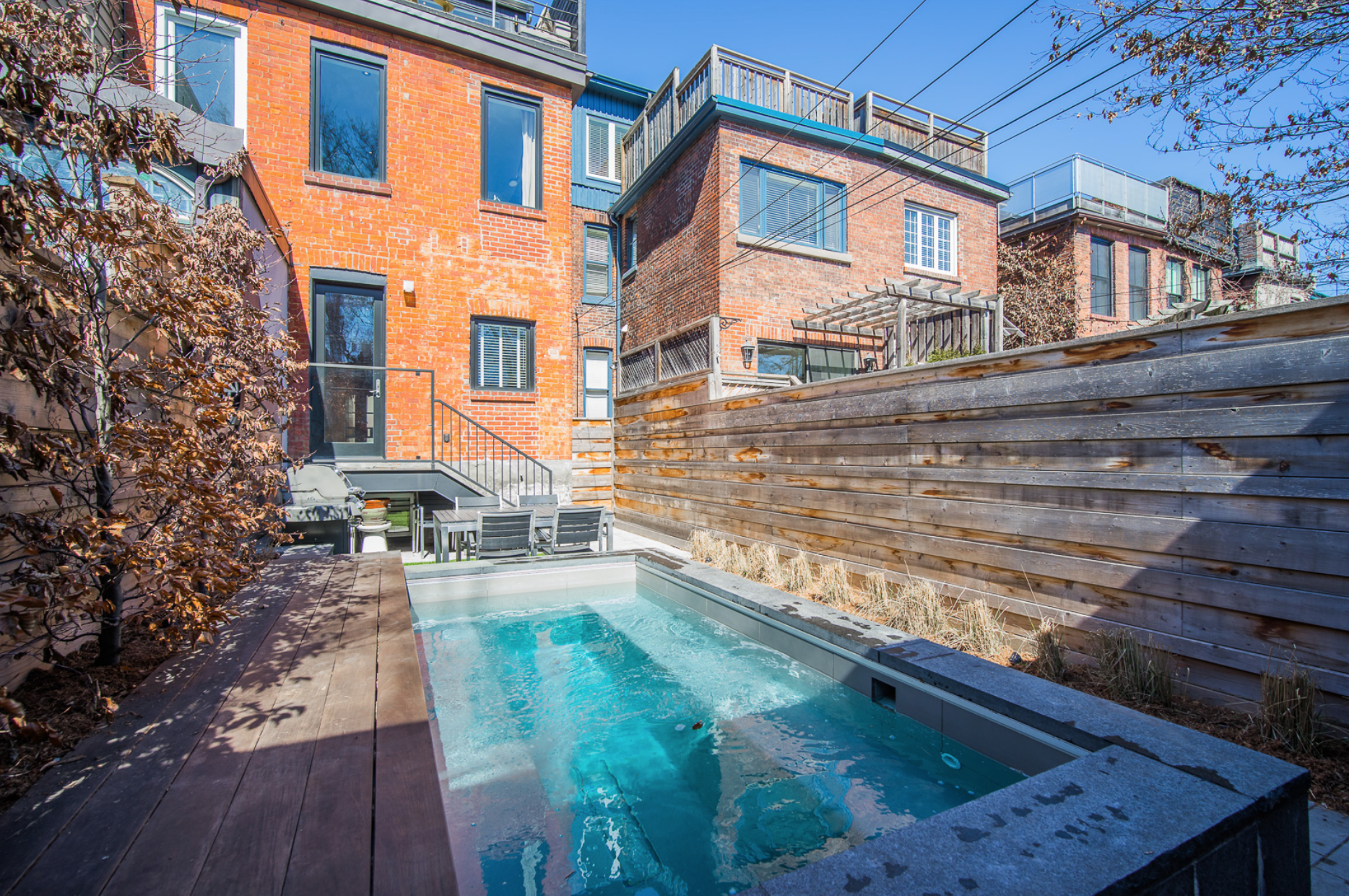 45 Macpherson Ave 60.png