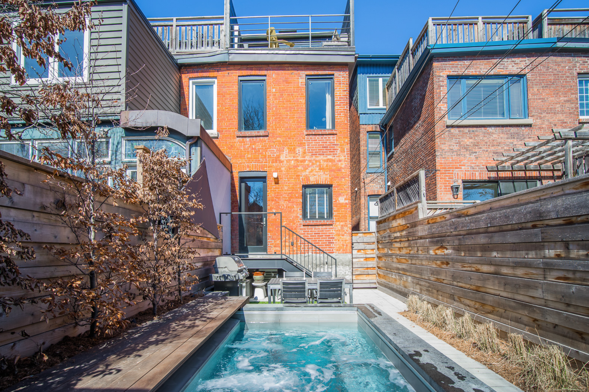 45 Macpherson Ave 61.png
