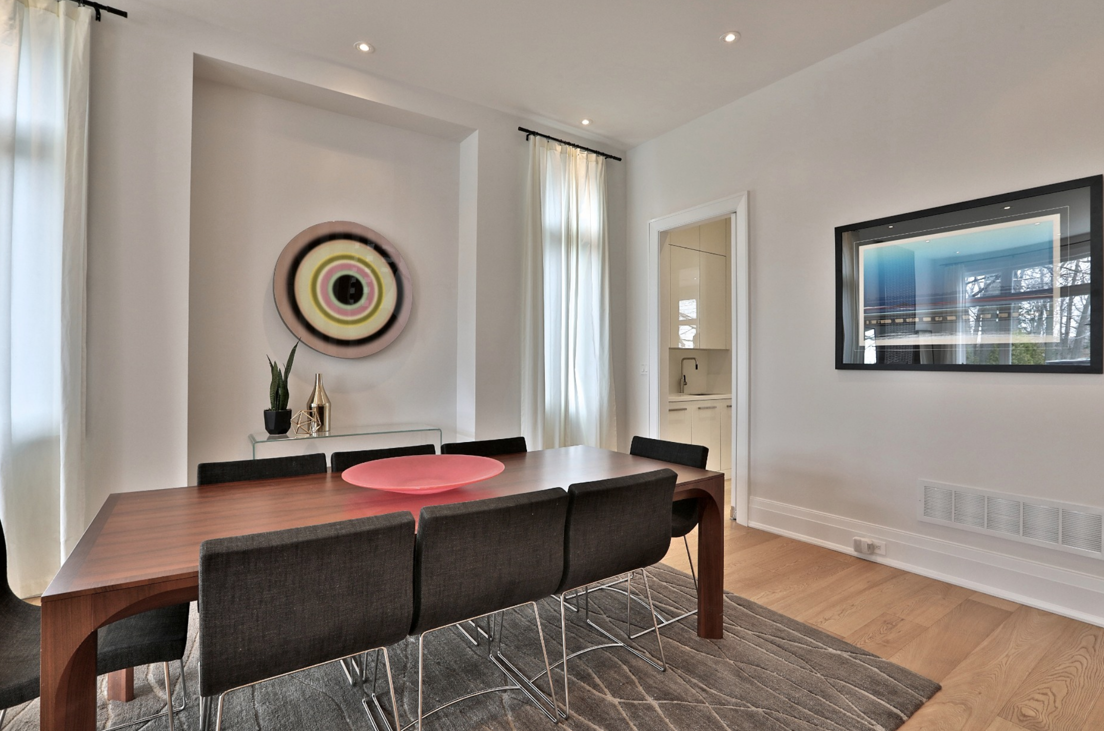 51 Welland Ave 24.png