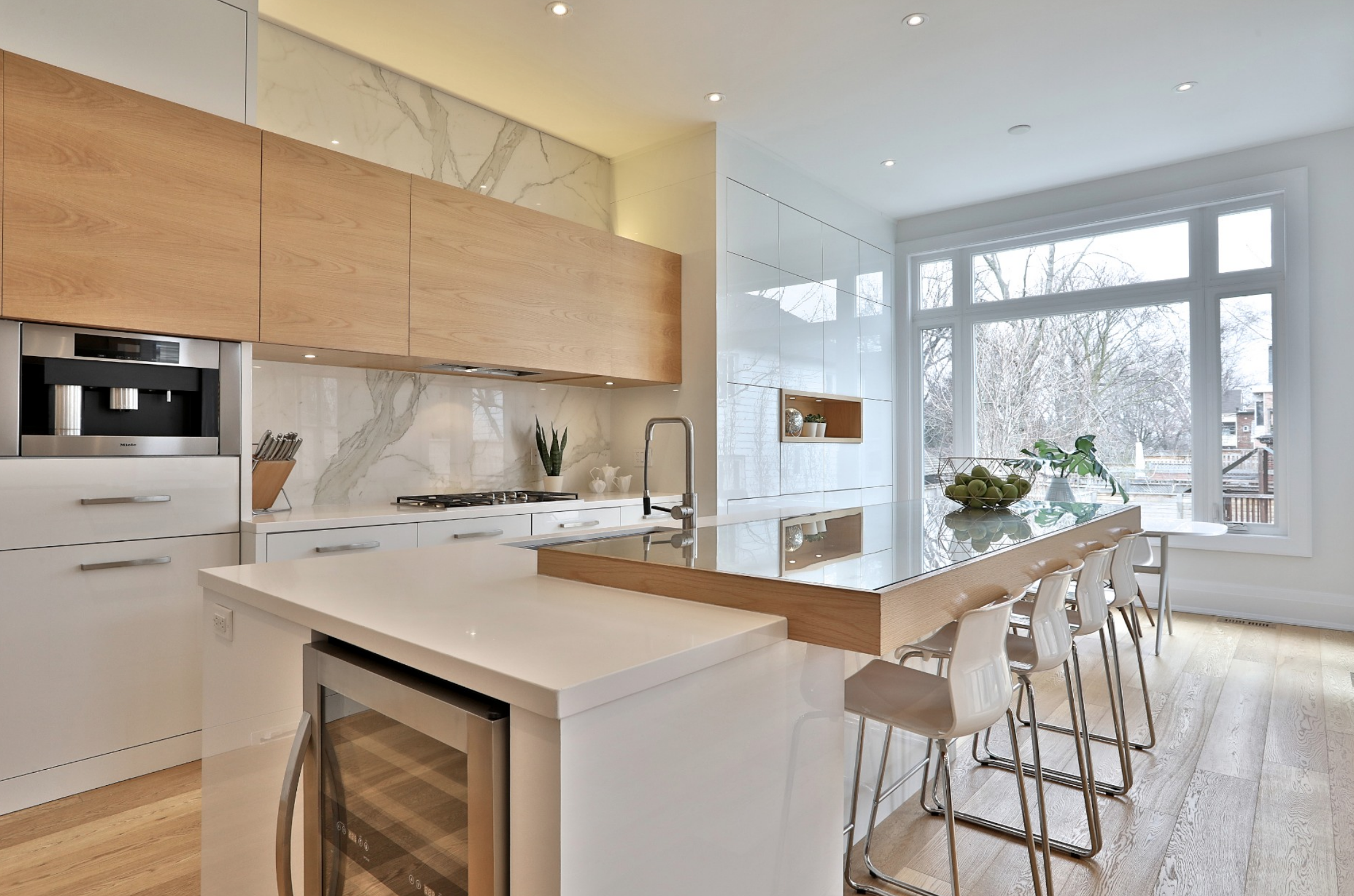 51 Welland Ave 40.png