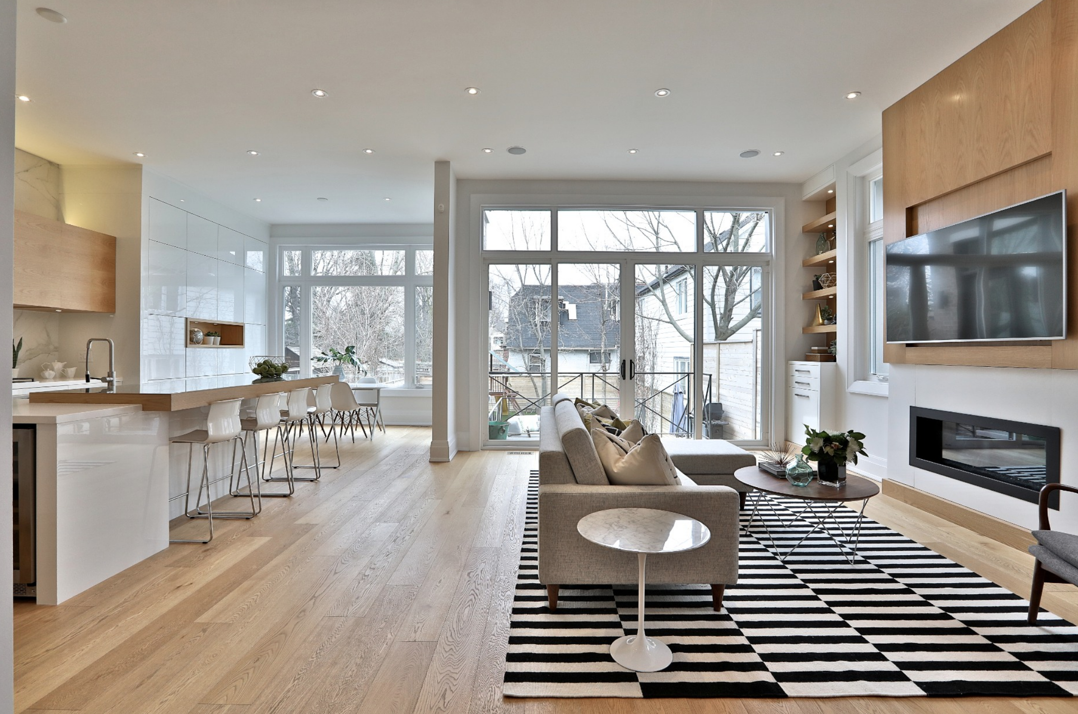 51 Welland Ave 43.png