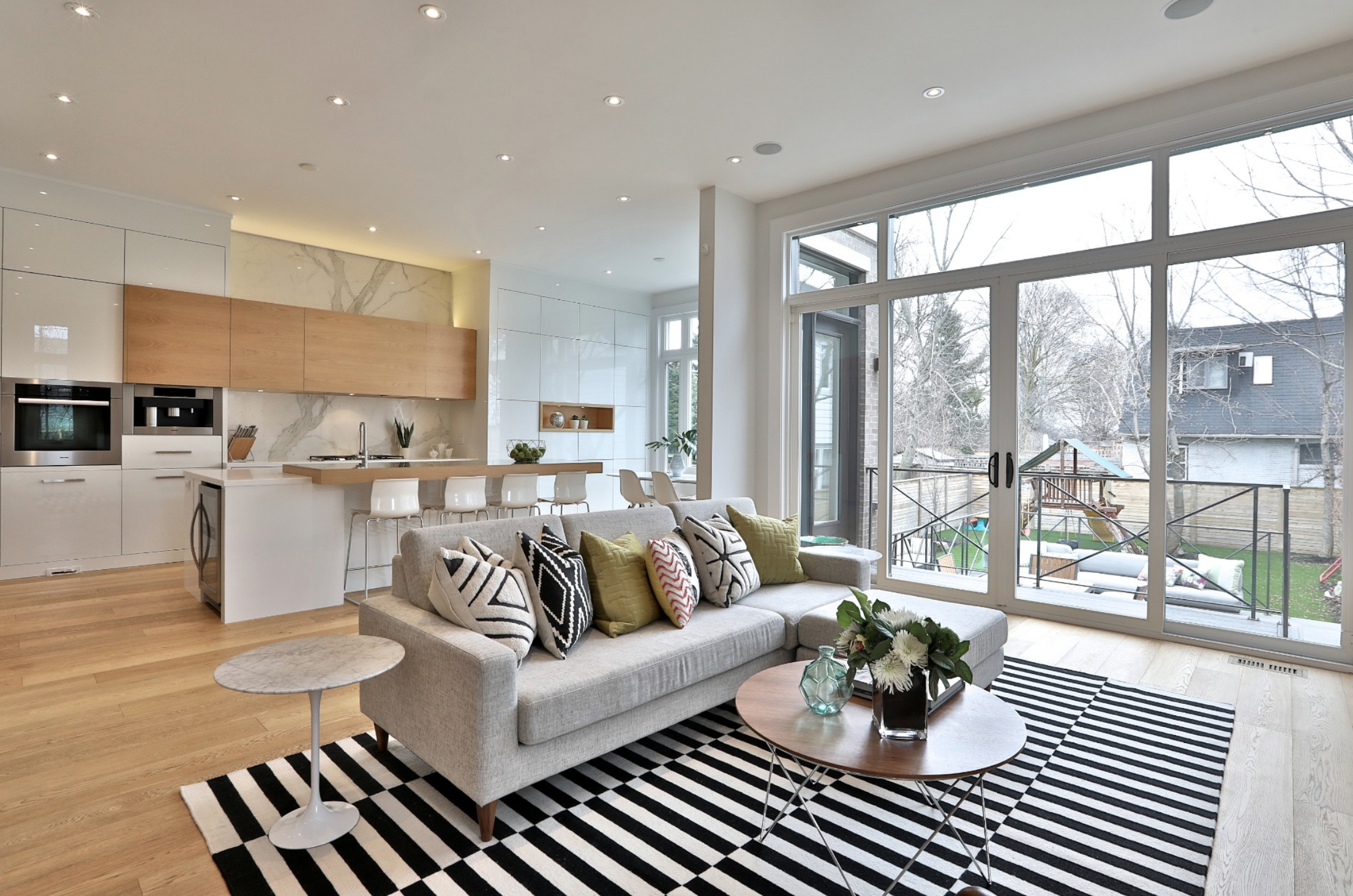 51 Welland Ave 50.png