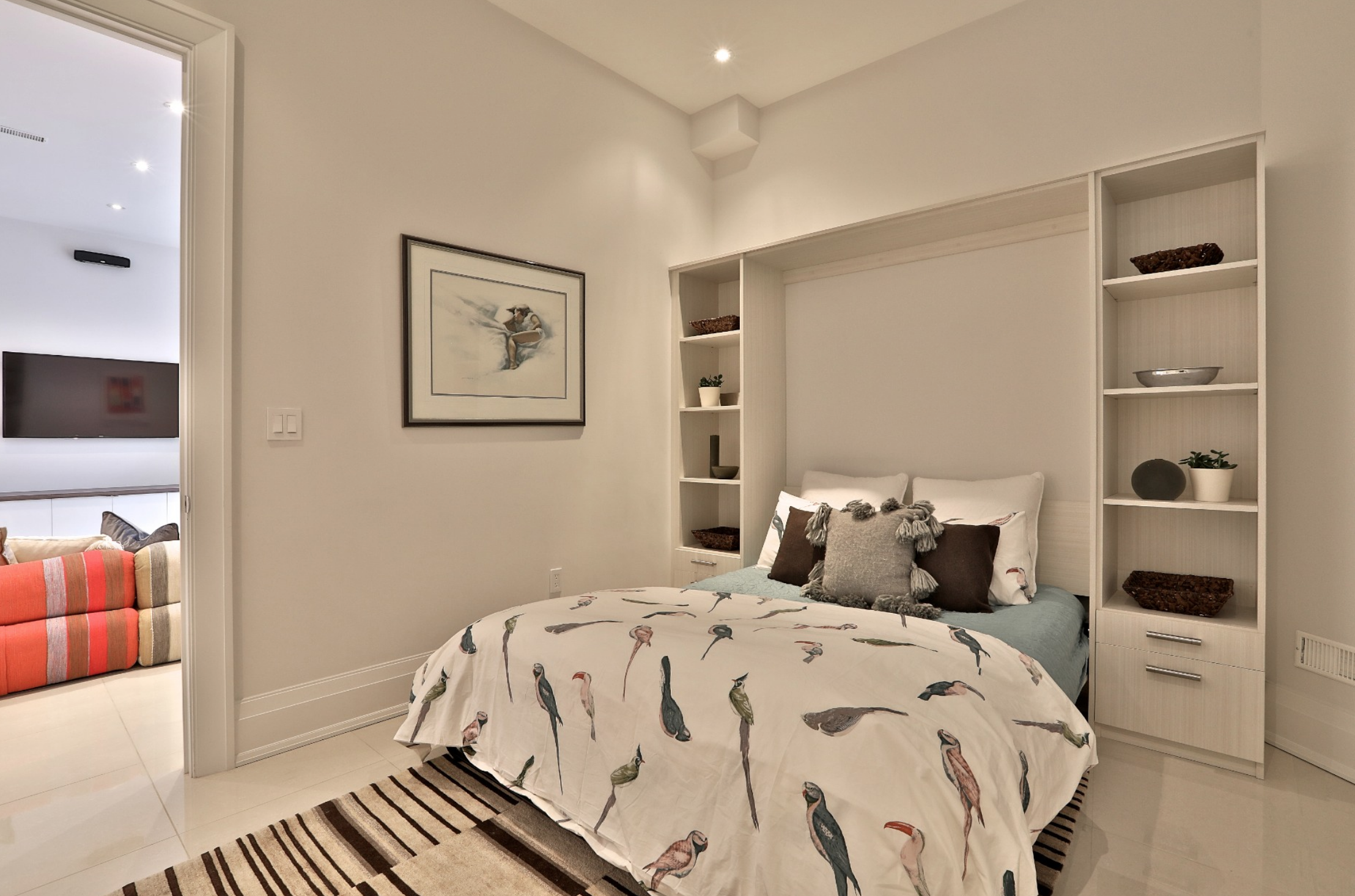 51 Welland Ave 110.png