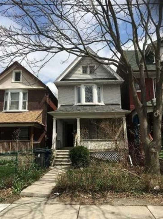 707 Crawford St 1.png
