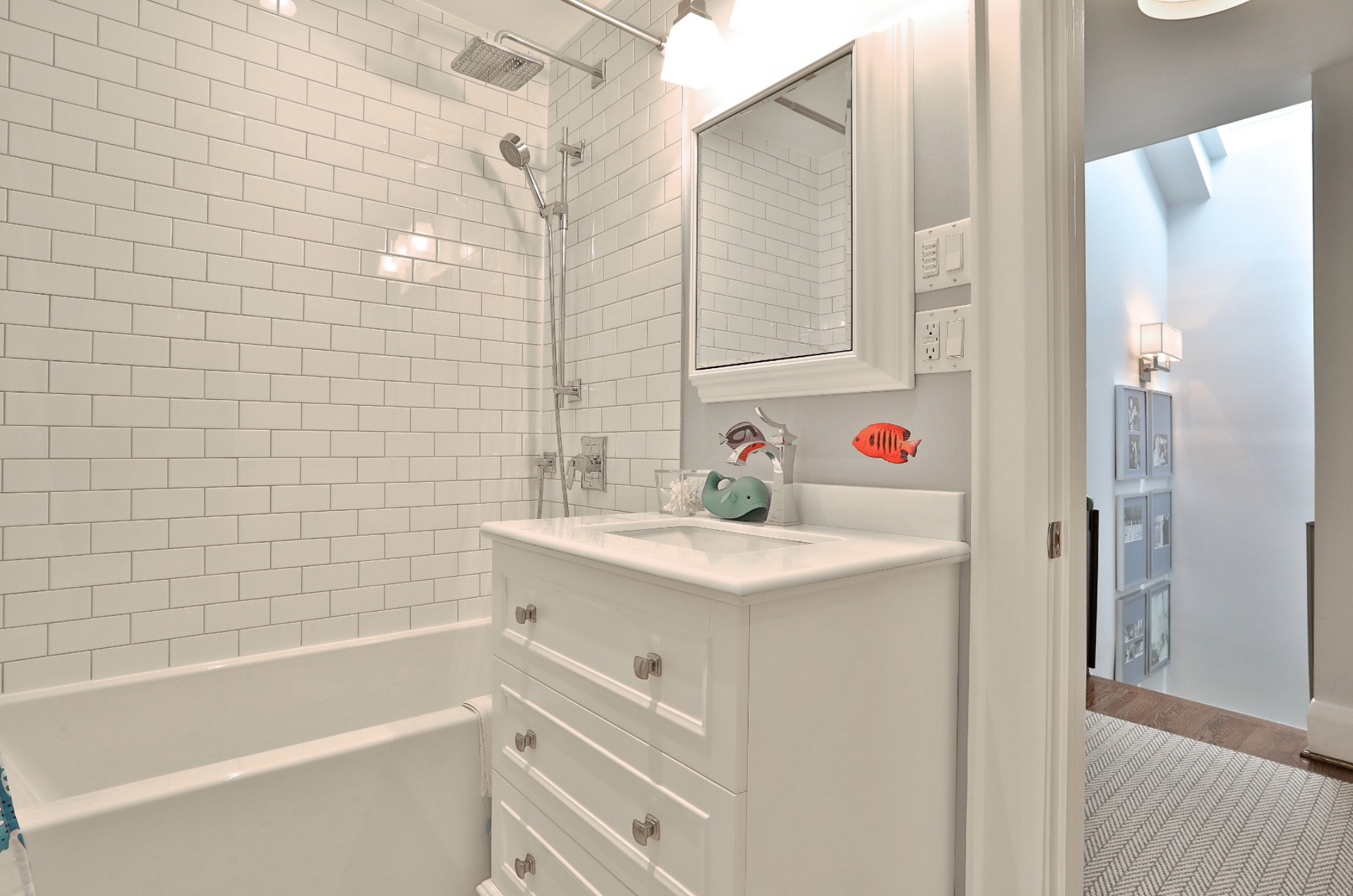 56 Moore Ave 53.png