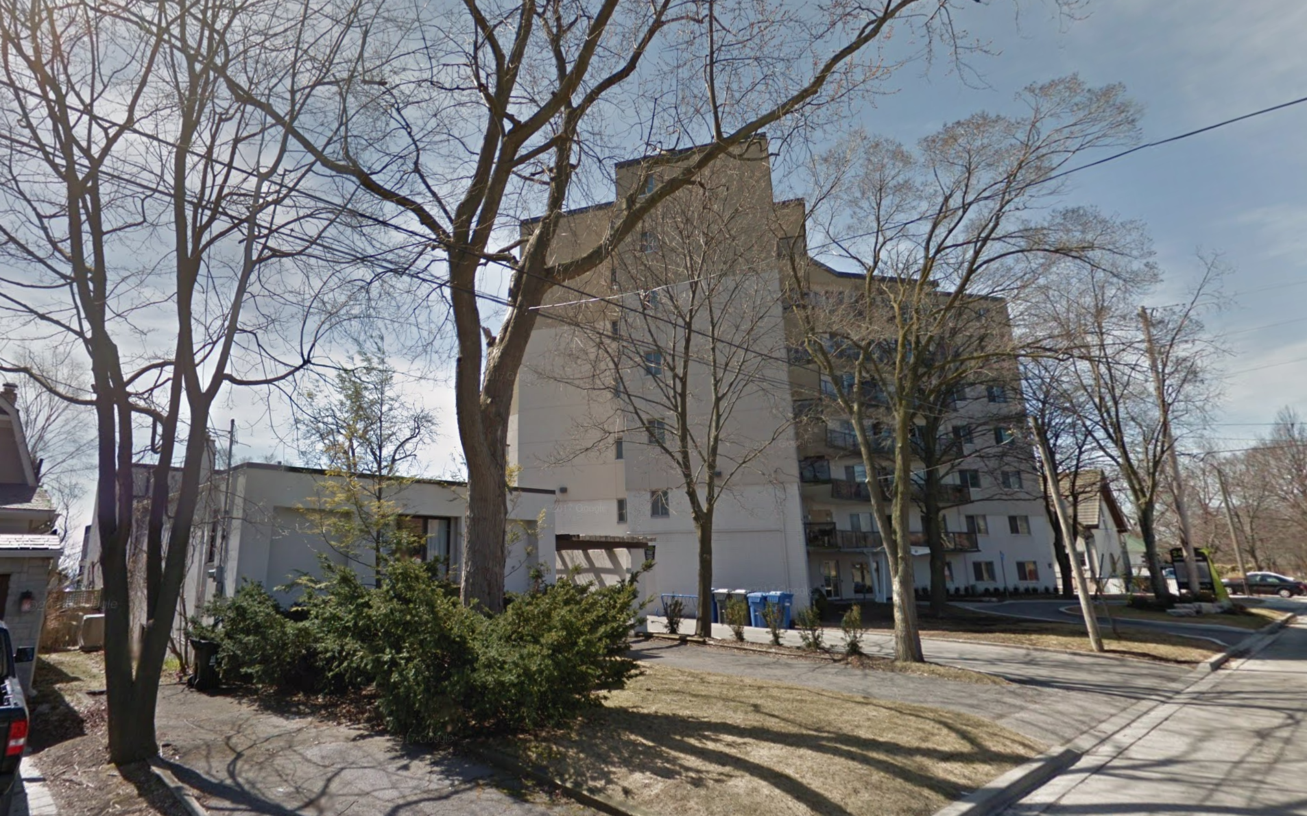 231 Lake Shore.png