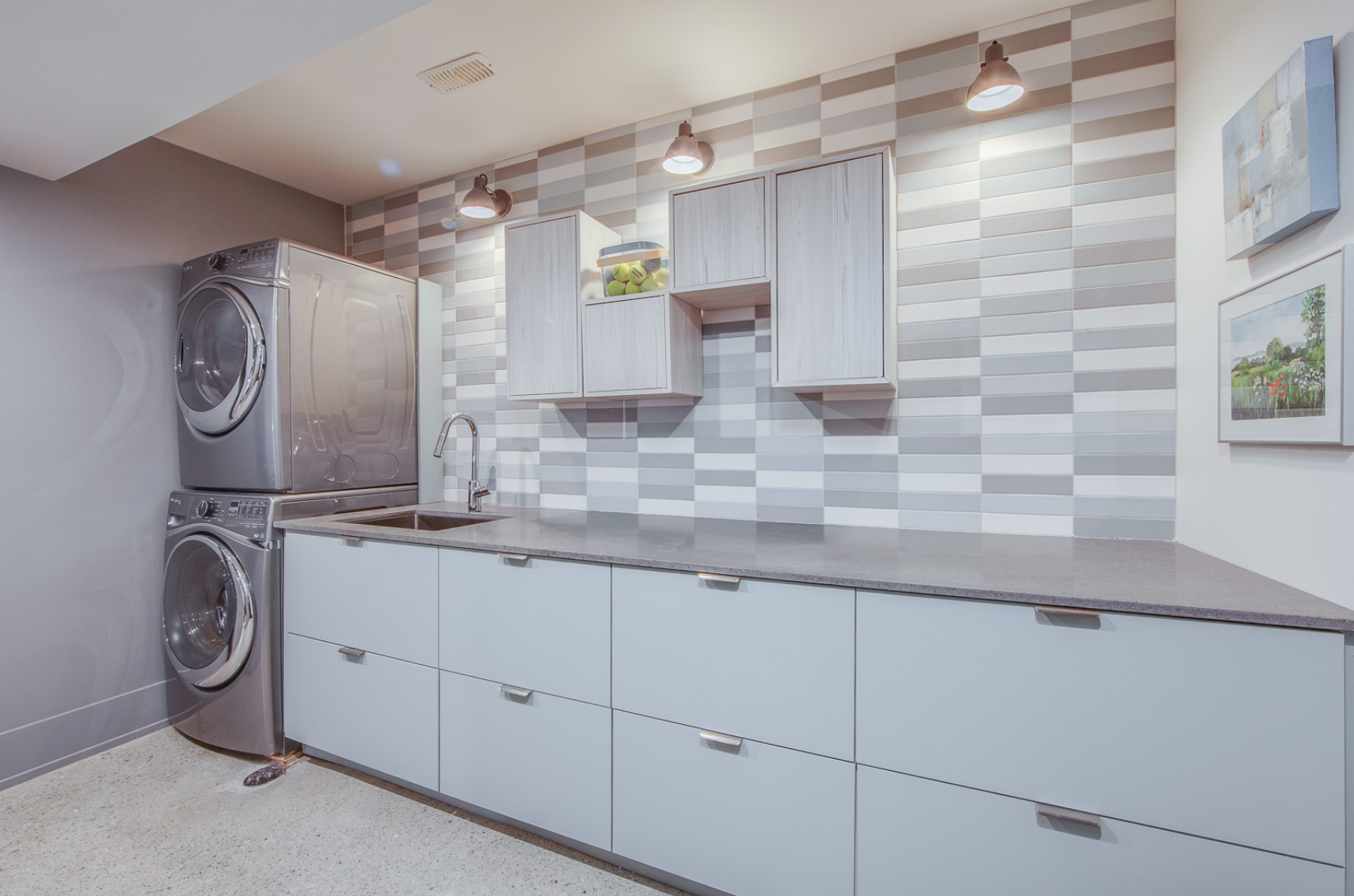 87 Leuty Ave 72.png