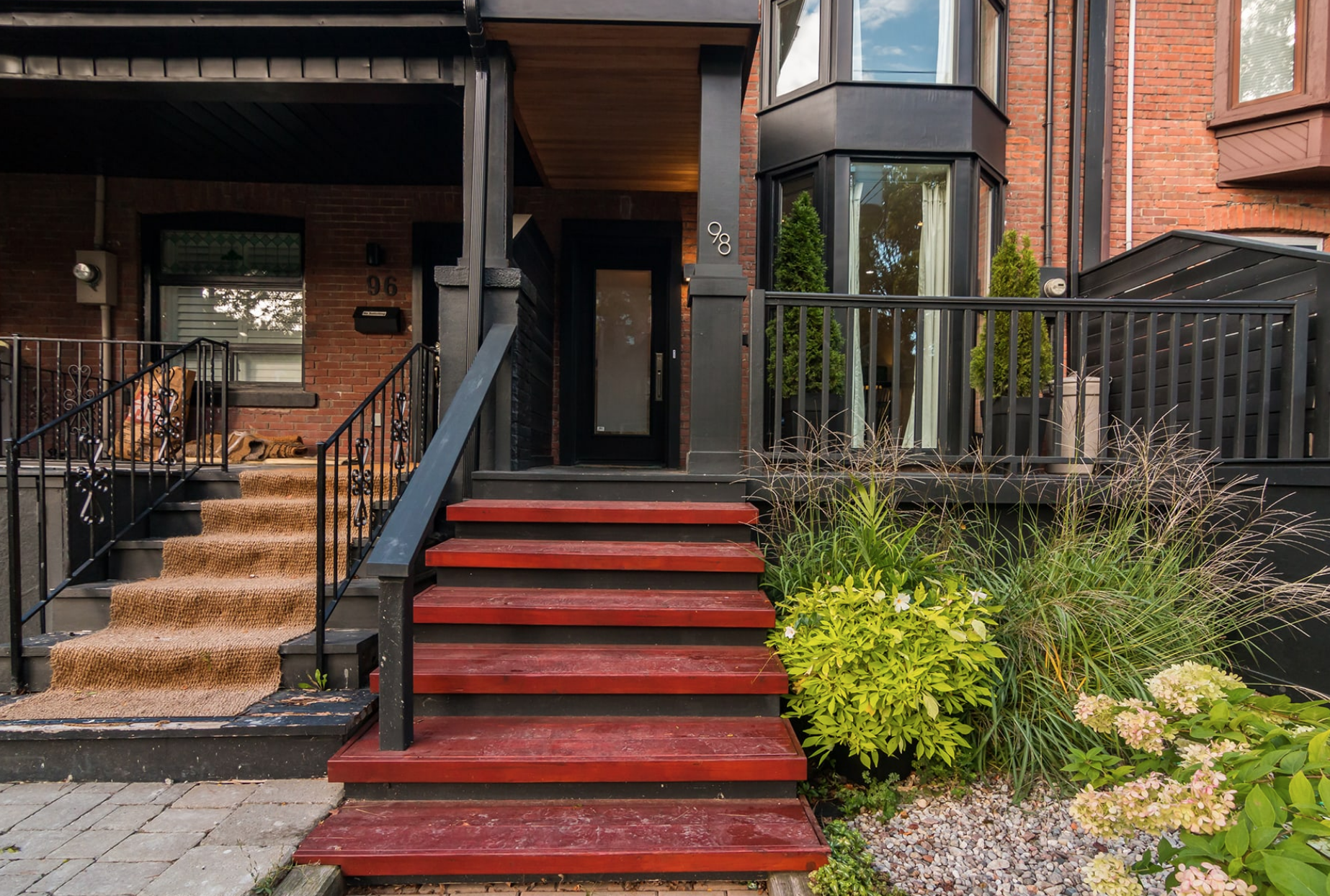 98 Gough Ave 5.png