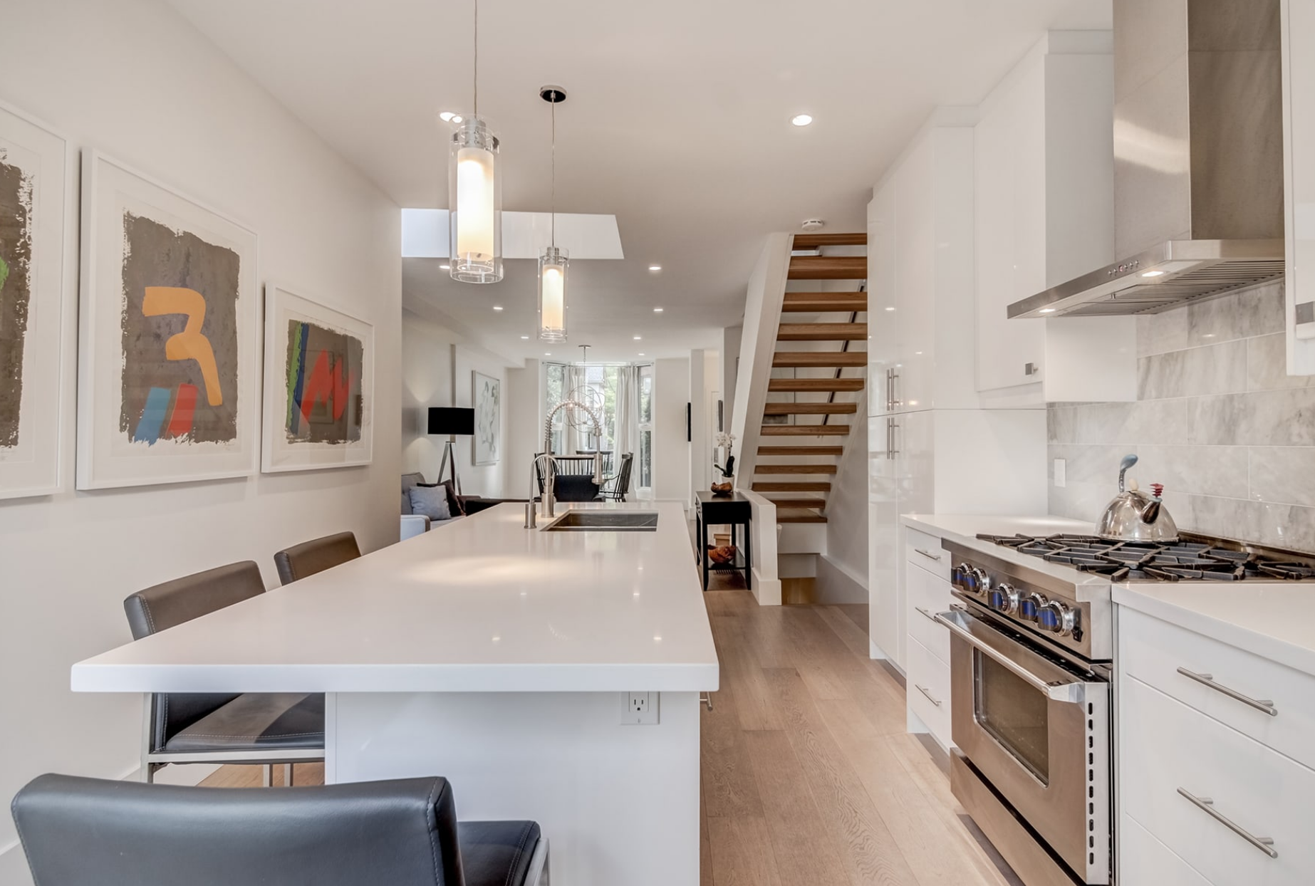 98 Gough Ave 19.png