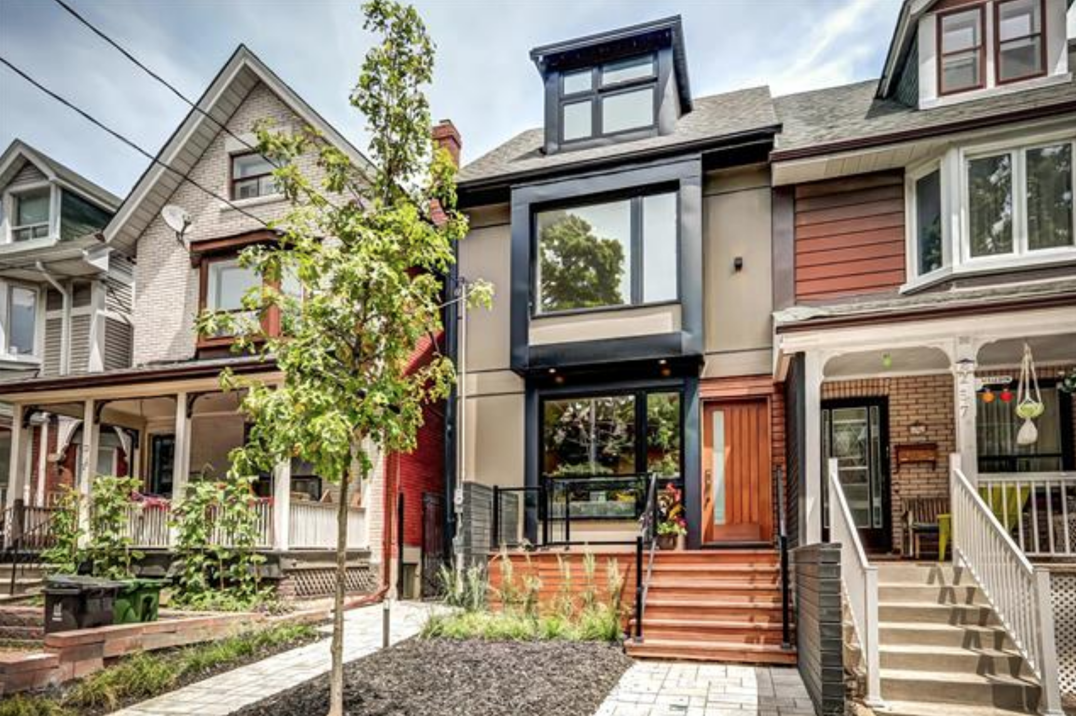 259 Dovercourt Rd 1.png
