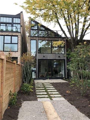 116 Sorauren Ave 11.jpeg