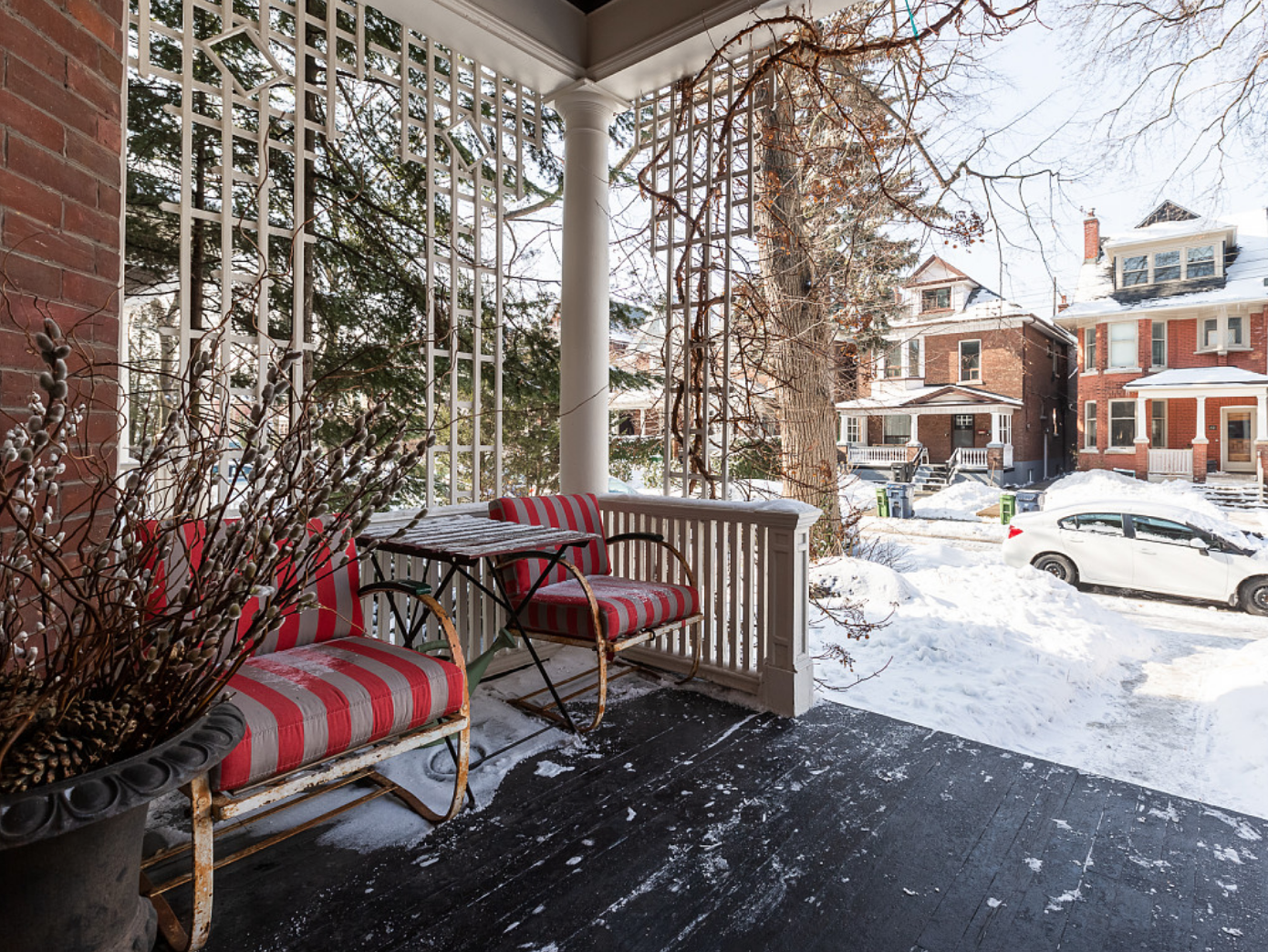 79 Delaware Ave 4.png