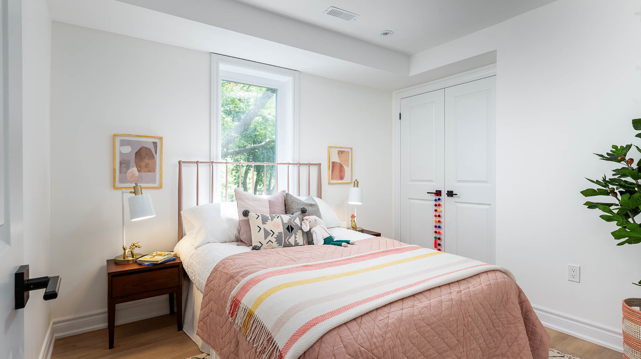 429 Brock Ave 22.png