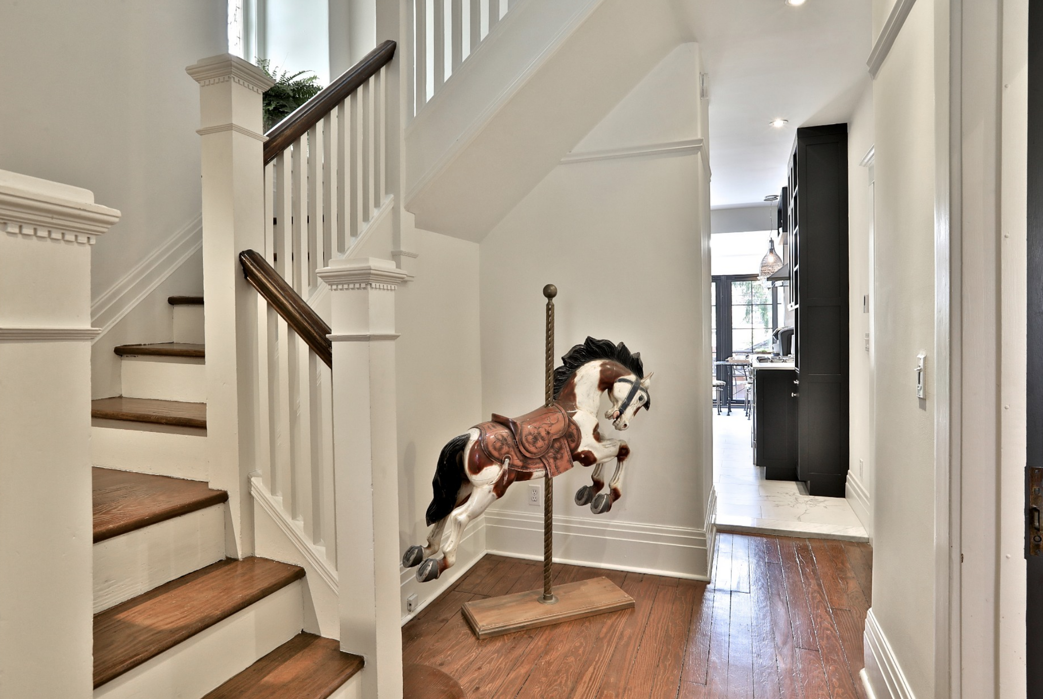 53 Hambly Ave 8.png