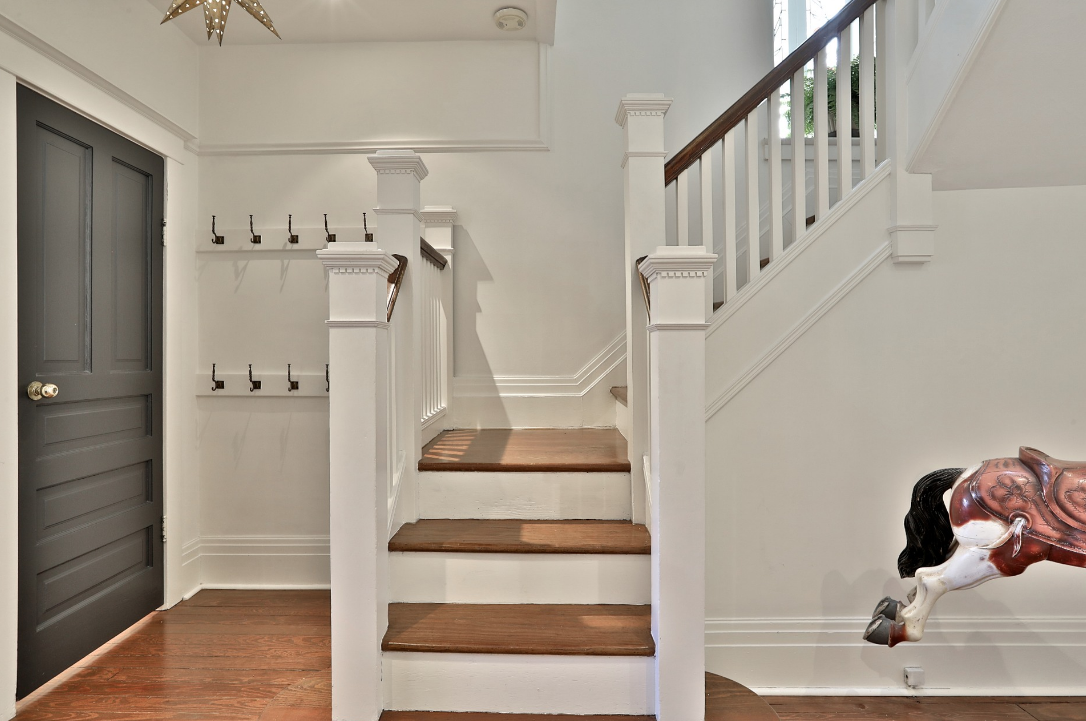 53 Hambly Ave 10.png
