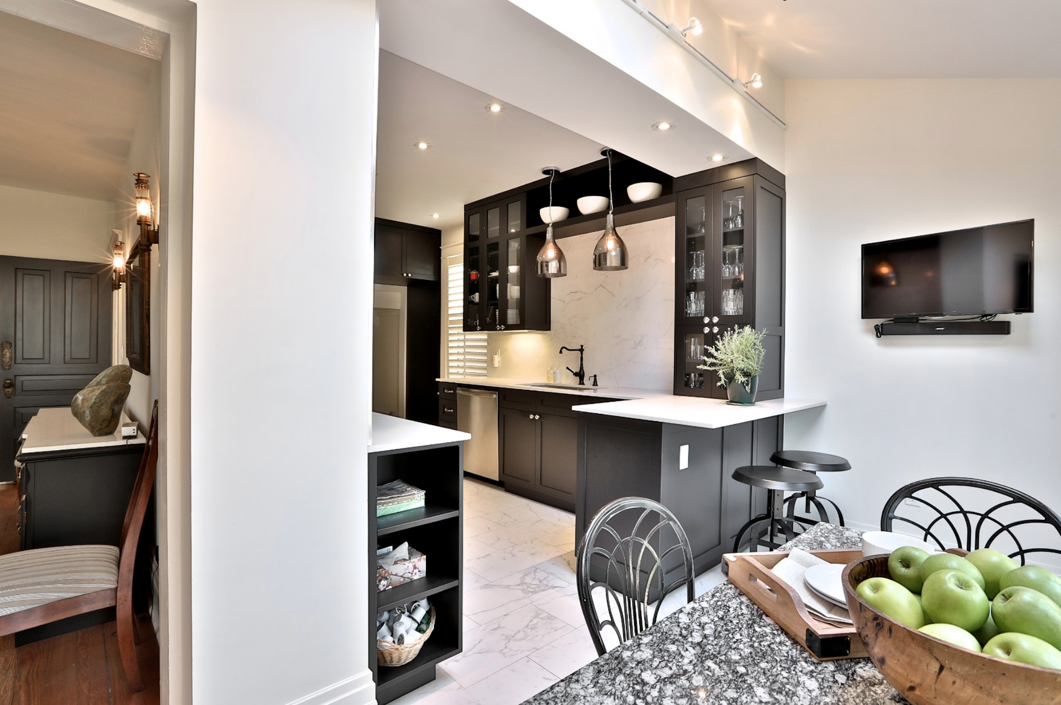 53 Hambly Ave 36.png