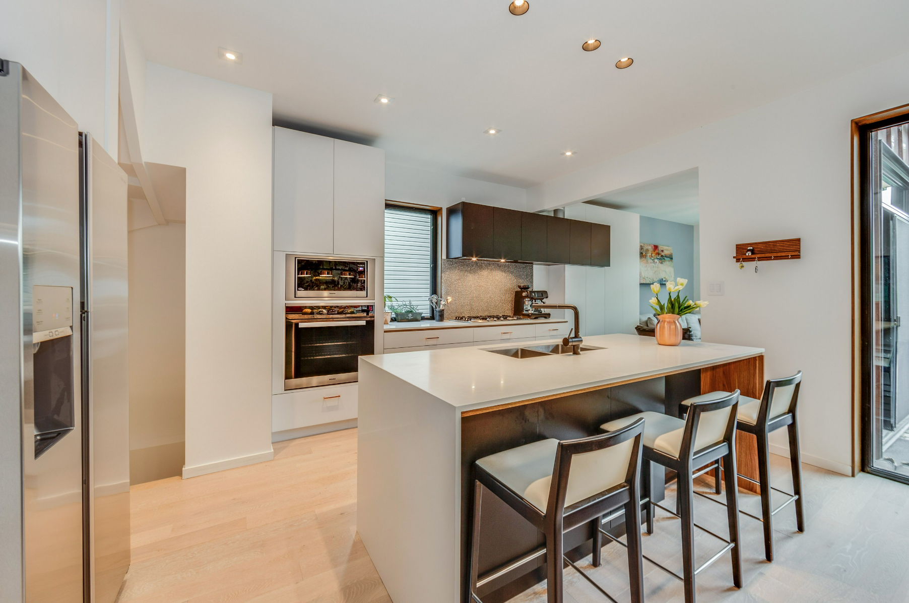 46 Herbert Ave 19.png