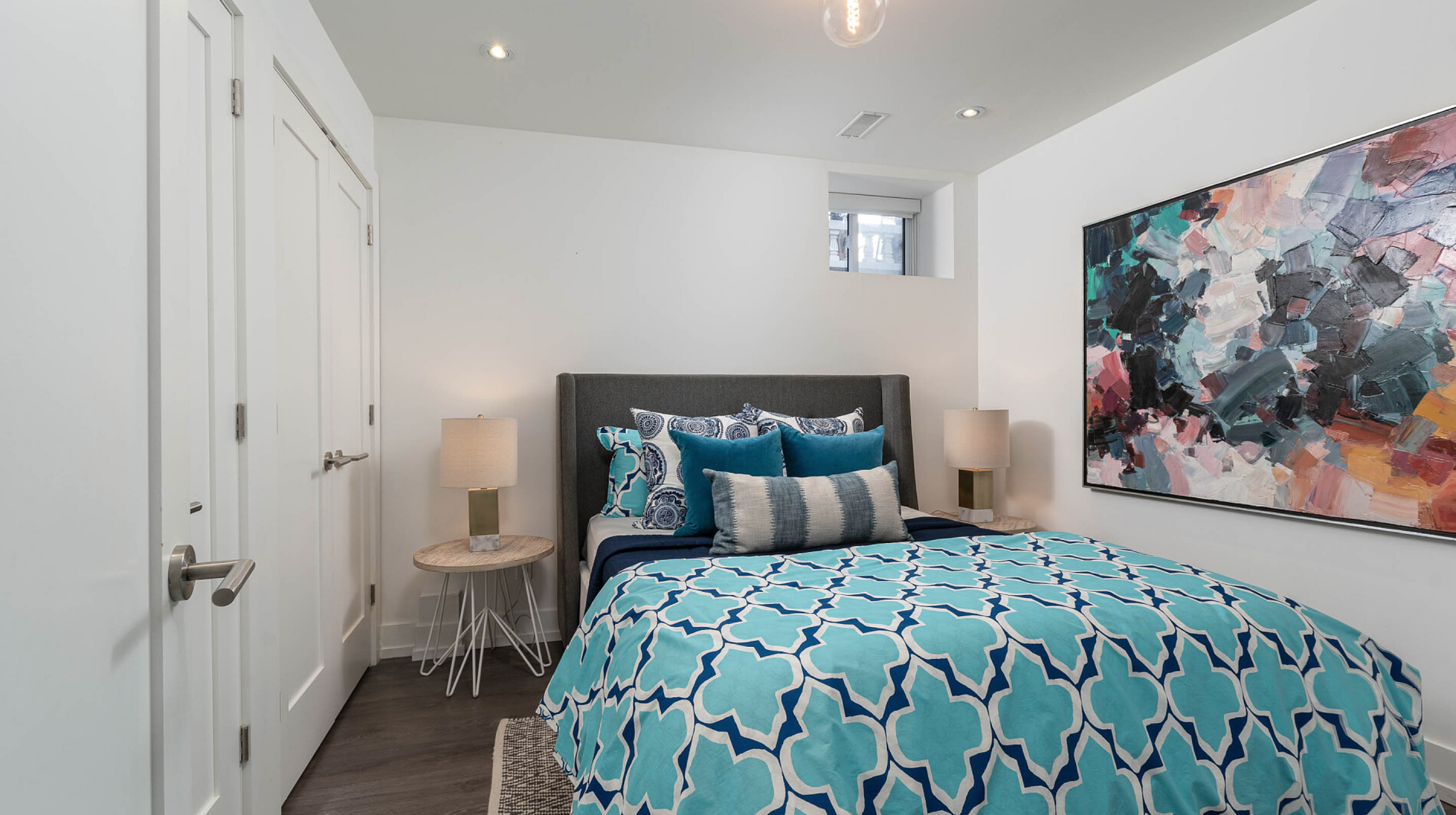 7 Ellerbeck St 77.png