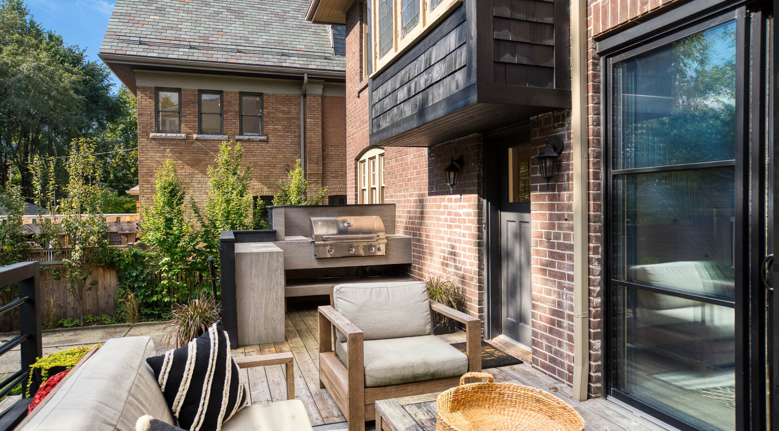 31 High Park Boulevard RONCESVALLES, TORONTO (2 Comments) — the MASH