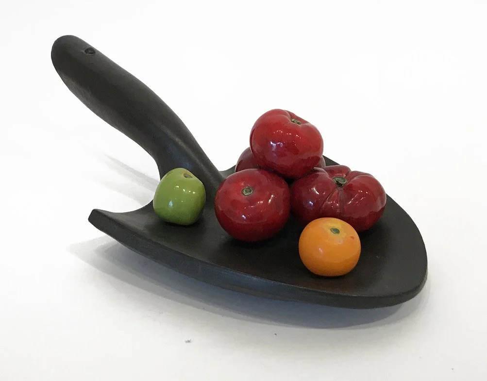 tomato spade.jpg