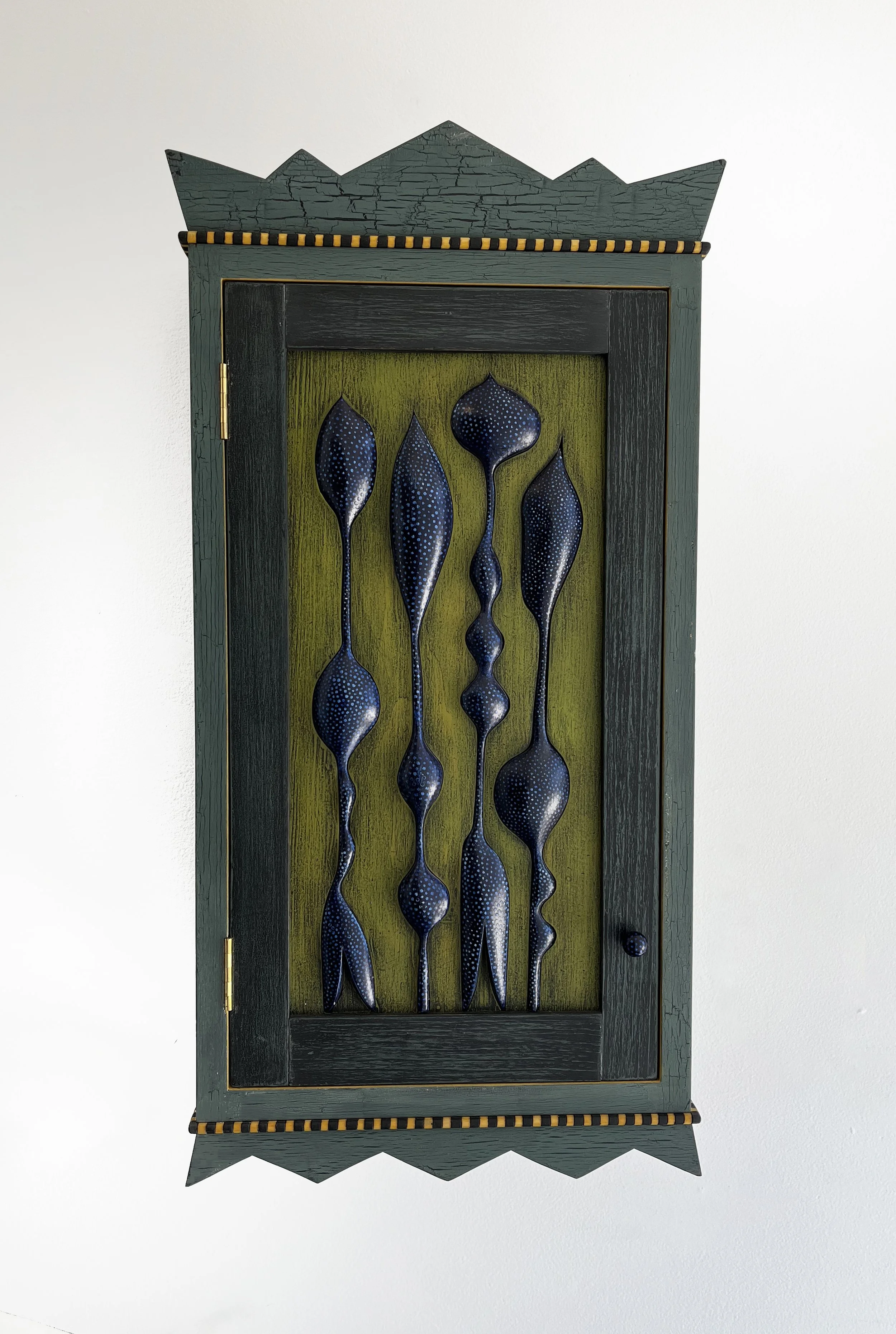 Michael Hosaluk |  Cabinet