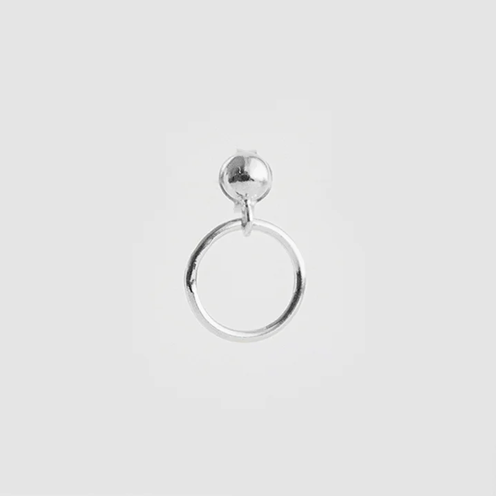 Lewis ear stud 925.jpg