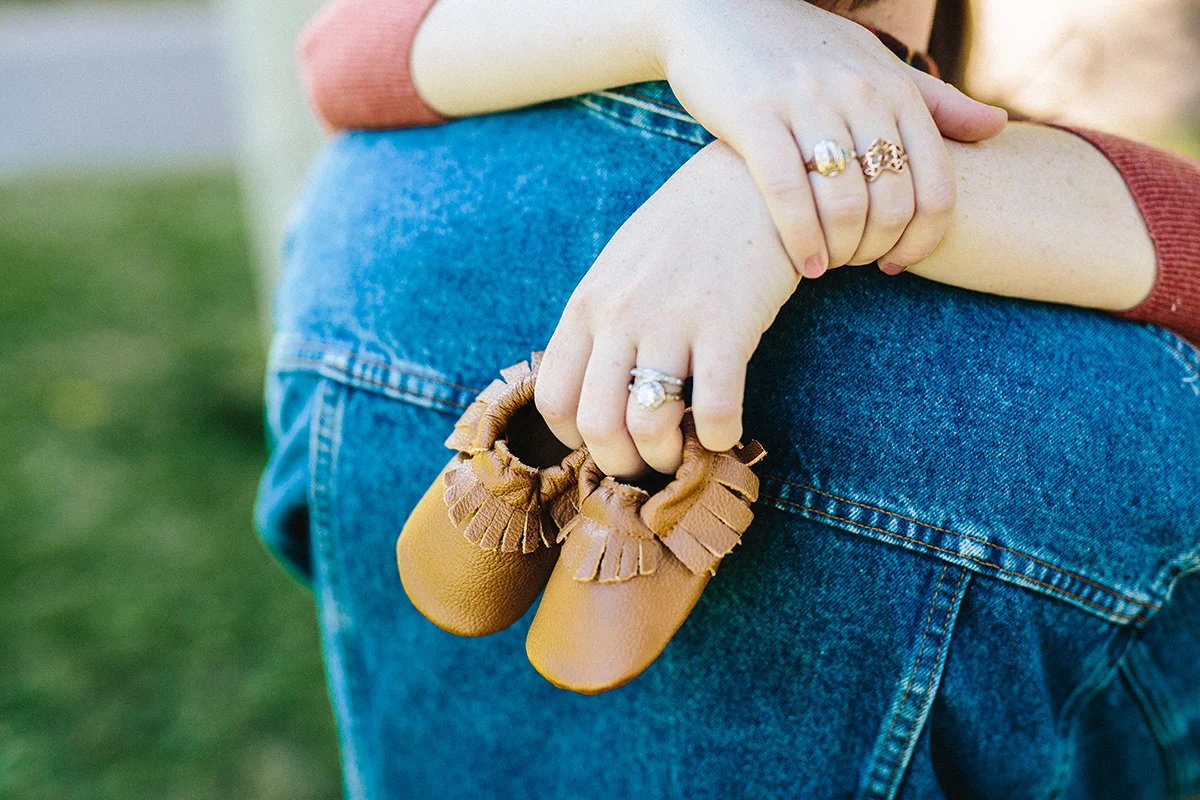 Allie and Ian Maternity 9-17-17-57.jpg