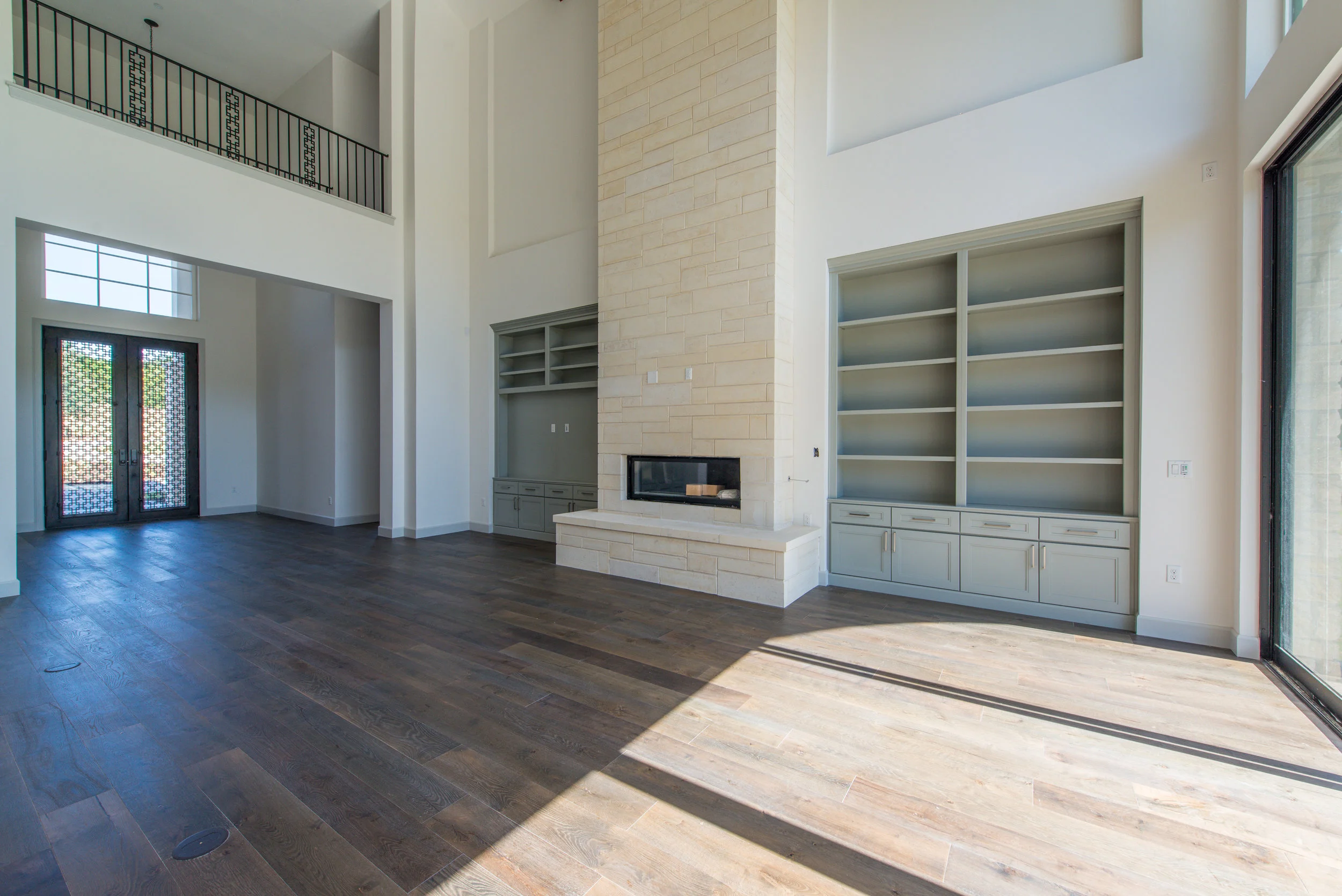 Lake Austin Bellagio, Austin, Texas living to entry.jpg