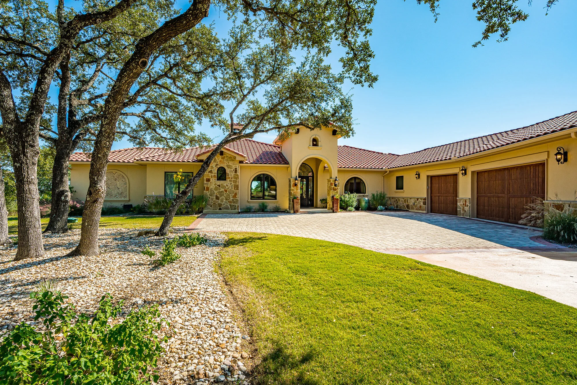 Lakeside Luxury — Lake Hills Custom Homes