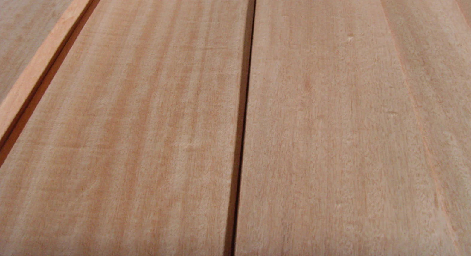 Okoume-Veneer-HEader.jpg