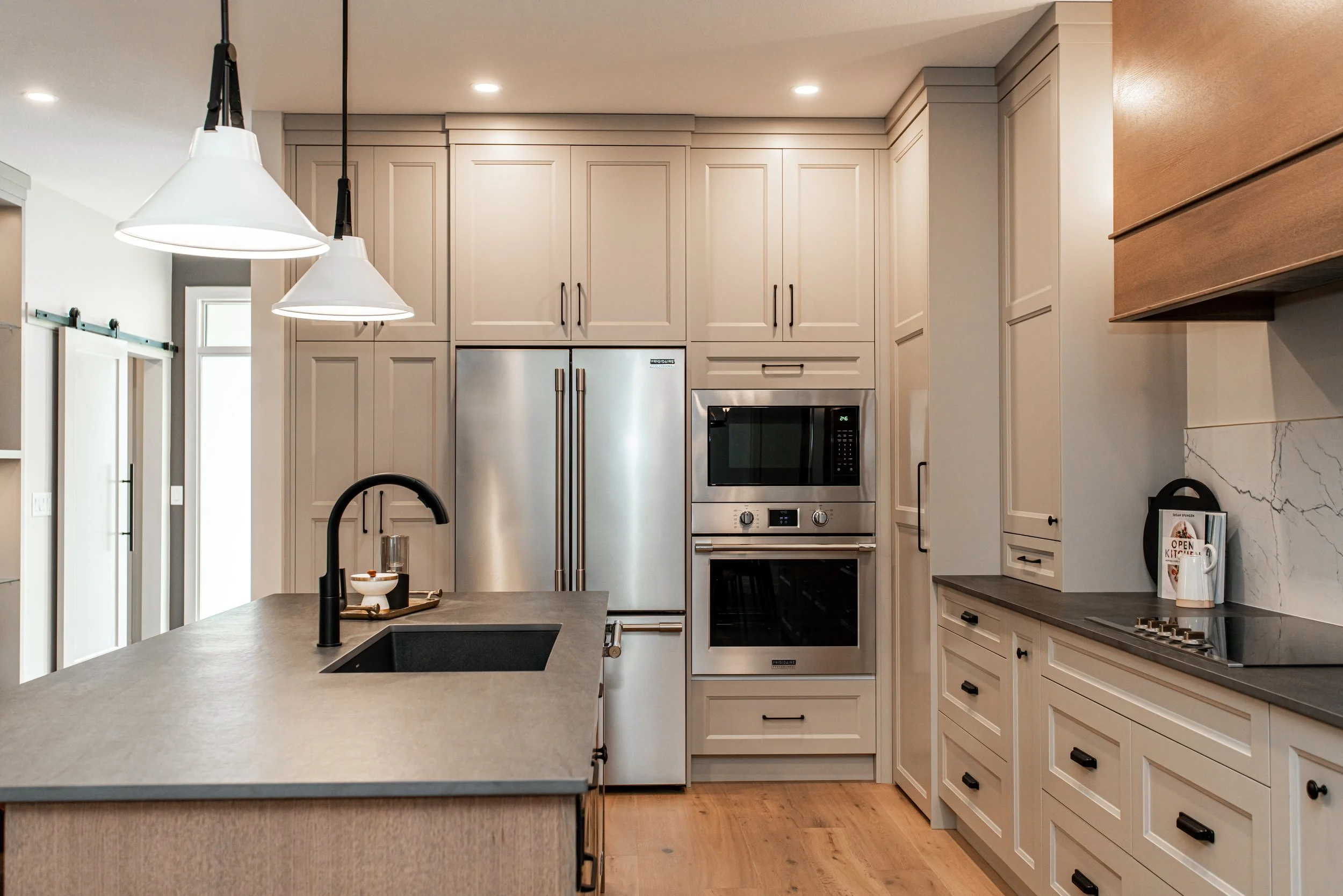 Regina F24 Grand Prize HR-25.jpg